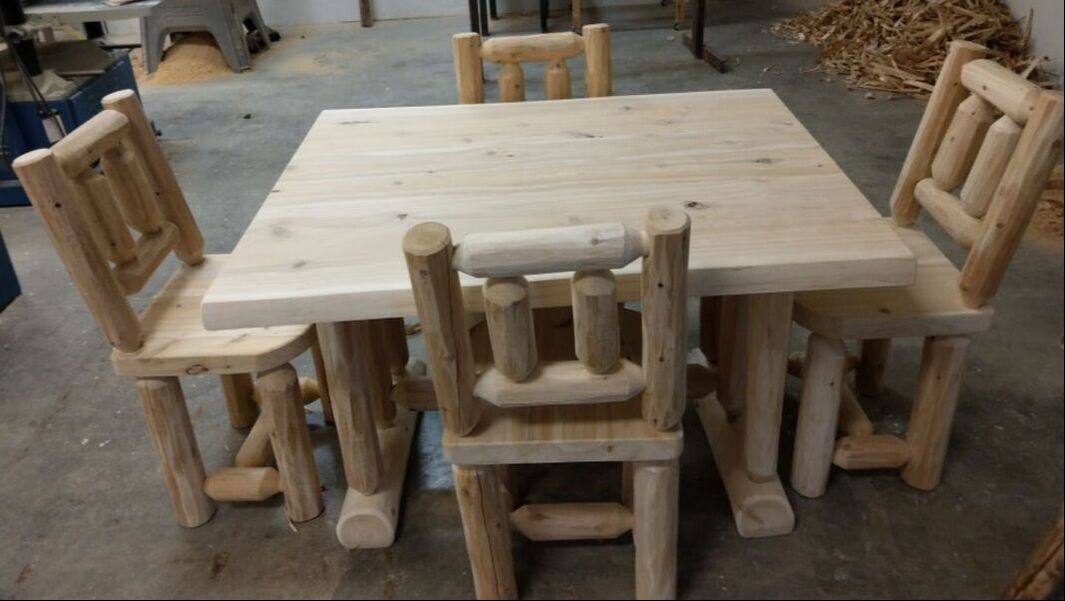 Custom Log Kitchen Table and Chairs